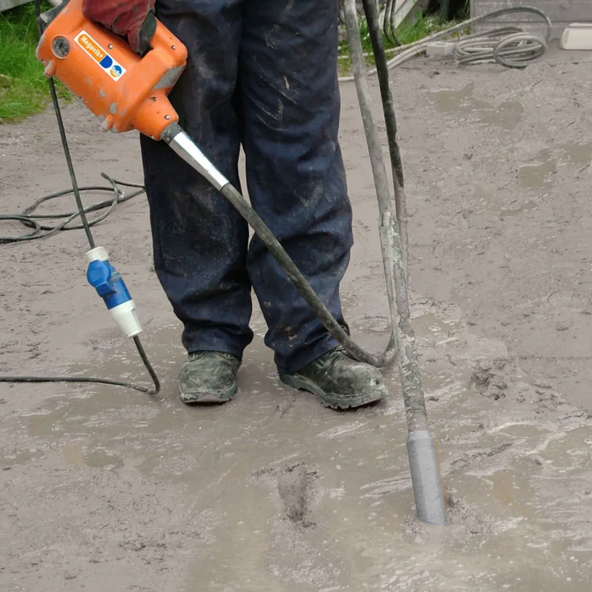 Belle 244/00300 Megavib  Poker Drive Unit 230V Powerful Vibration Tool for Efficient Compaction