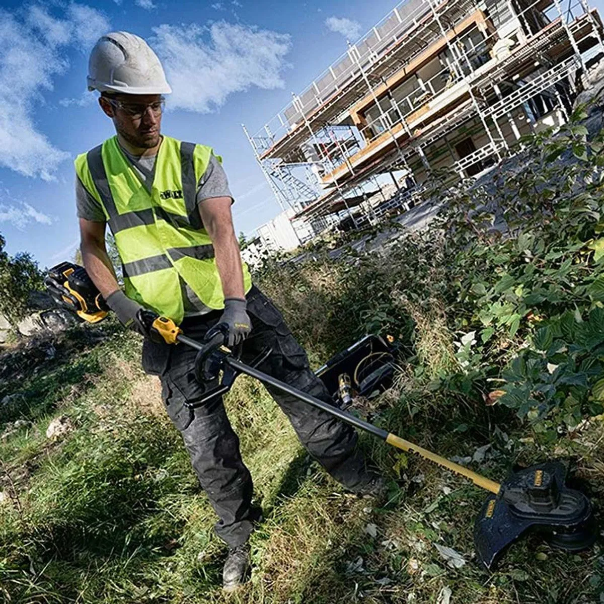 Dewalt DCM5713N-XJ 54V XR Flexvolt Brushless Split Shaft String Trimmer Body Only