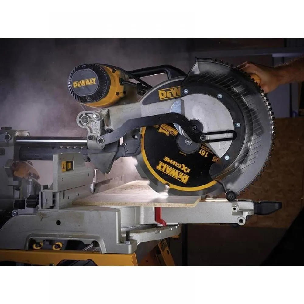 DeWalt DT1475QZ Extreme PCD Fibre Cement Saw Blade 305mm x 30mm. 16 Teeth for Precision Cutting