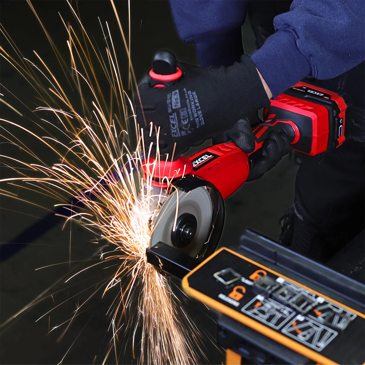 Excel 18V Cordless Angle Grinder 115mm with 1 x 4.0Ah Battery & Charger EXL555B