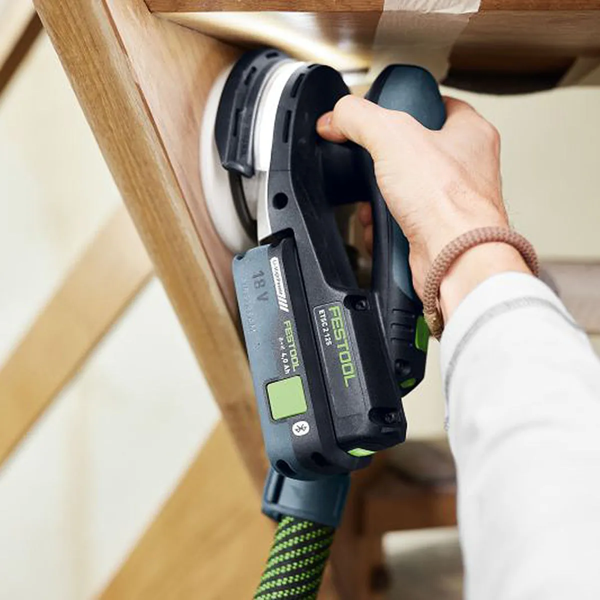 Festool ETSC 2 125-Basic 18V Brushless 125mm Eccentric Sander - 577733 With 1 x 5.0Ah Battery & Charger