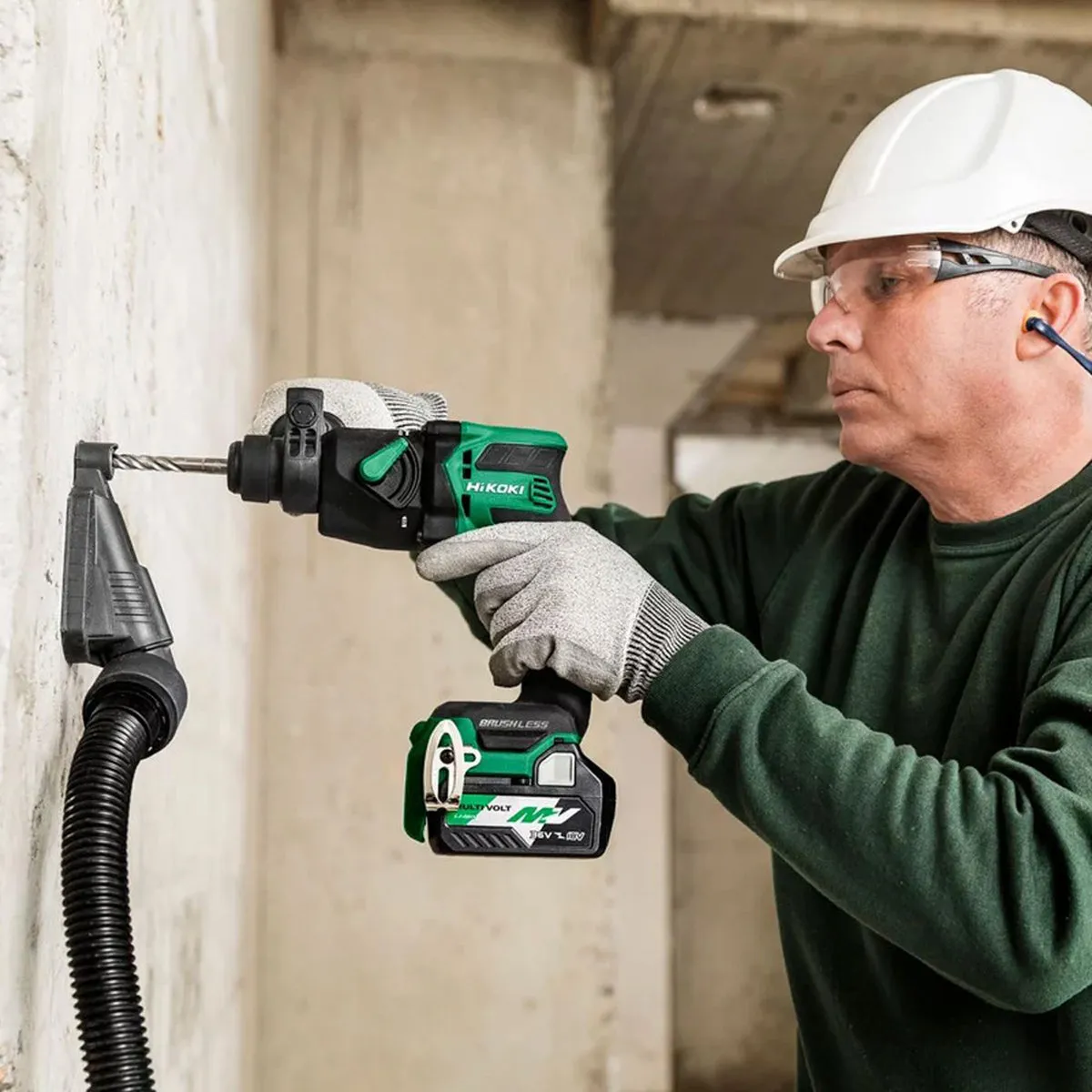 Hikoki DH18DPBJ4Z 18V Brushless SDS  Rotary Hammer Drill with 1 x 2.5Ah/5.0Ah Battery Charger & Bag