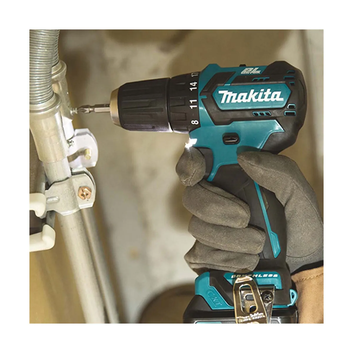 Makita DF332DSAJ 12V max CXT Drill Driver With 2 x 2.Ah Batteries. Charger & Case