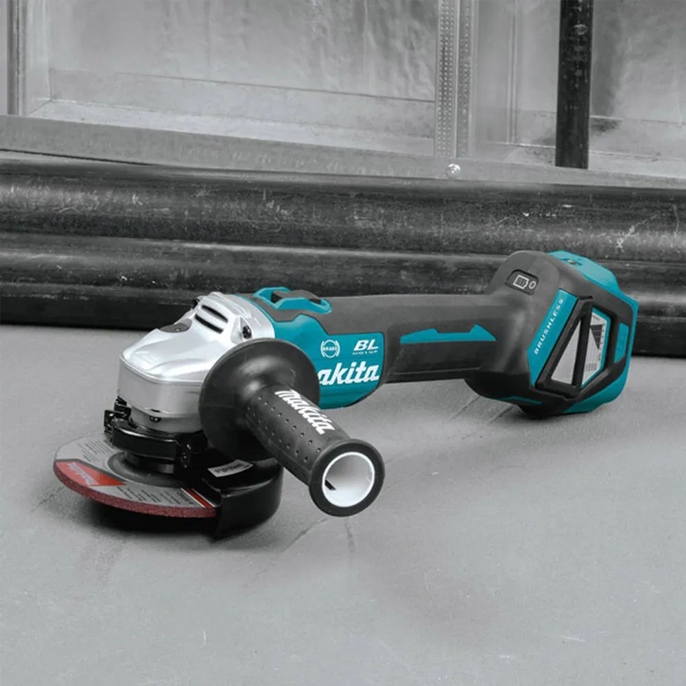 Makita DGA463Z 18V Brushless 115mm Angle Grinder with 1 x 5.0Ah Battery Charger & 18 Bag