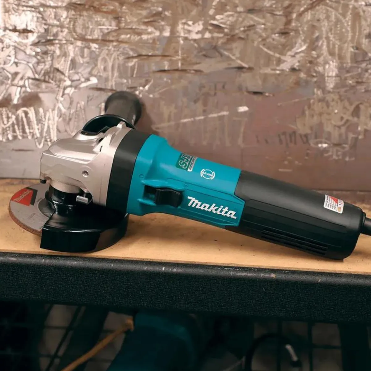 Makita GA5091X01/1 125mm Variable Speed Slide Switch Angle Grinder 110V With Mechanical Brake
