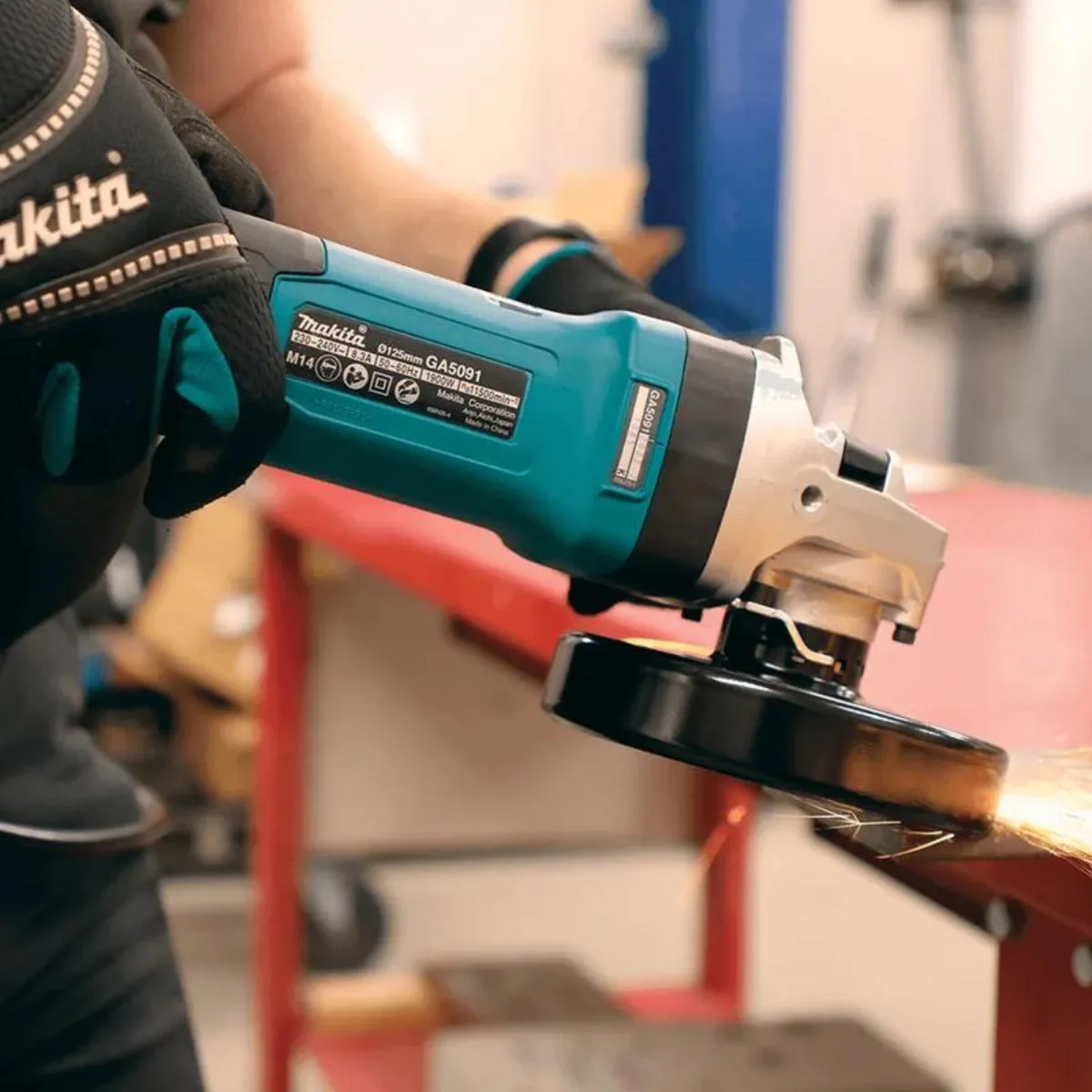 Makita GA5091X01/2 125mm Variable Speed Slide Switch Angle Grinder 240V With Mechanical Brake