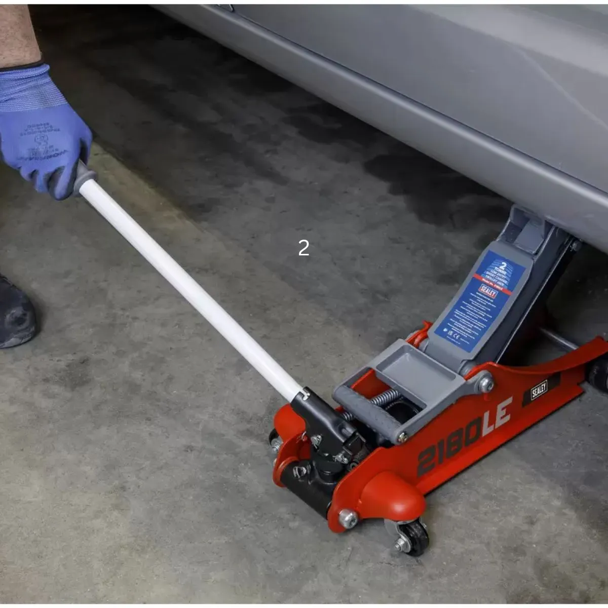Sealey 2180LE 180 Handle Low Profile Short Chassis Trolley Jack 2 Tonne Red